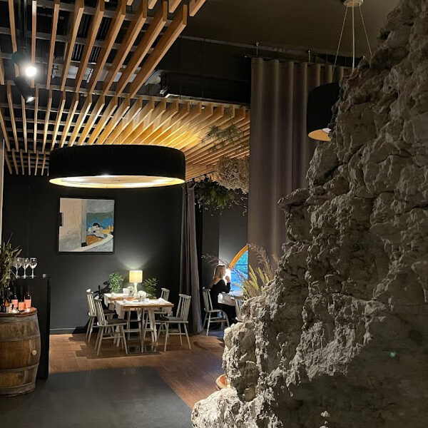 Edward-Inspiruje-Wyjatkowe-miejsca-restauracja-poziom-511